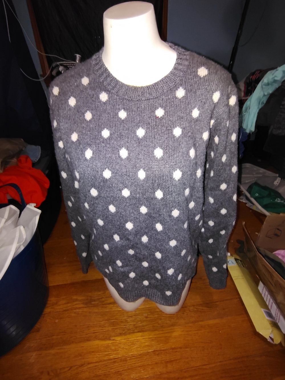 New York Laundry Gray Crewneck Sweater with White Polka Dots